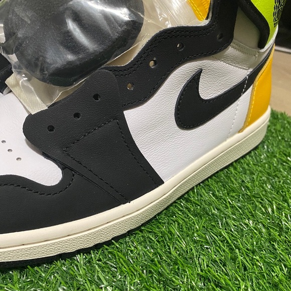 Air Jordan 1 volt gold - Picture 6 of 6